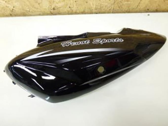 Coque arrière gauche pour Scooter Henot sport 50 Neuf