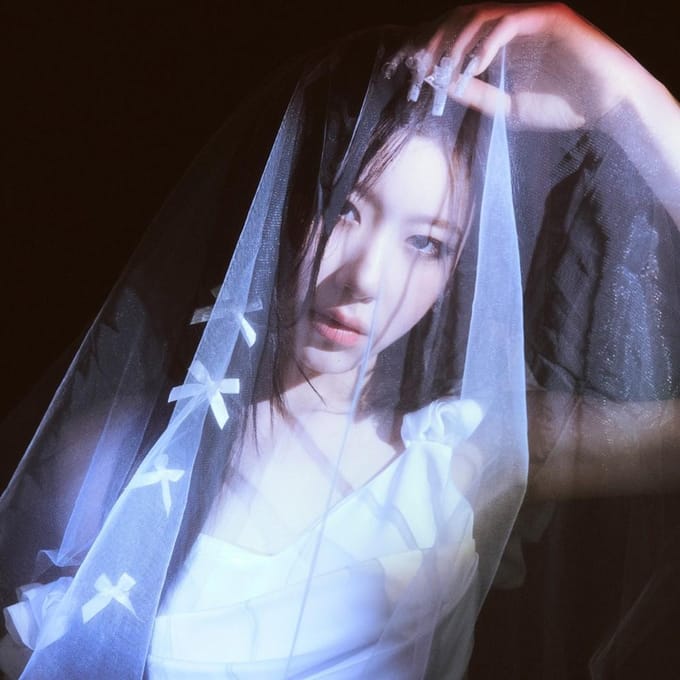 ITZY - [MOTTO] Mini Album LID Chaeryeong