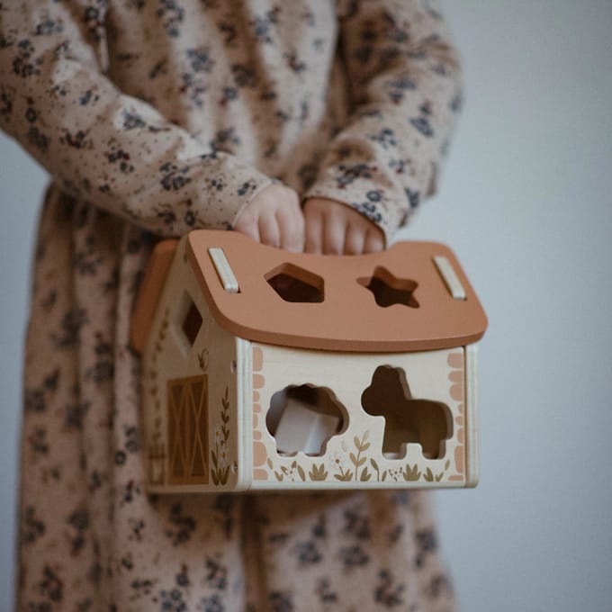 Mrs Ertha Tiny Barn / boerderij Houten Speelgoed - 18x19x16cm - Multi