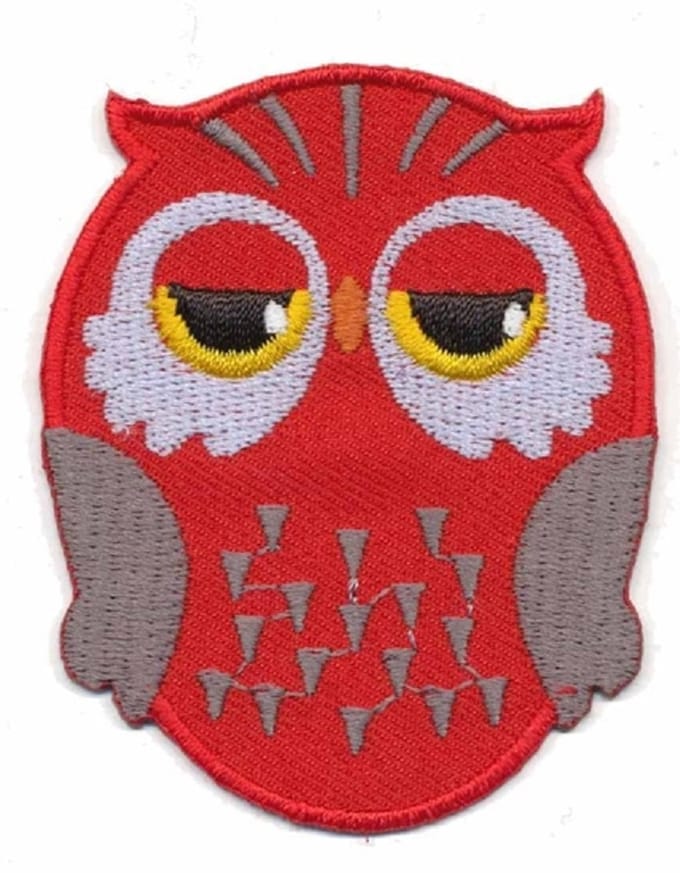 Strijkembleem - Patch - Uil rood - 5,5 x 7 cm