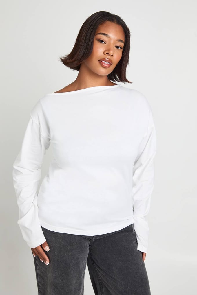 boohoo Dames Plus Off-Shoulder Geraffelde Gespleten Zoom Top | Wit | Maat: 48