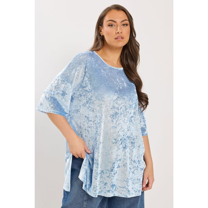 Yours Lichtblauwe Velours Top Met Afhangende Schouders Size 48