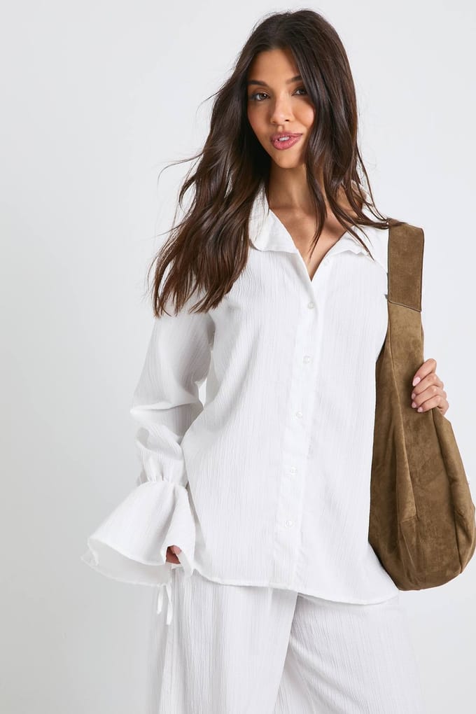 boohoo Dames Gerimpelde stropdasmanchet oversized overhemd & recht gesneden broek | White | Maat: 14