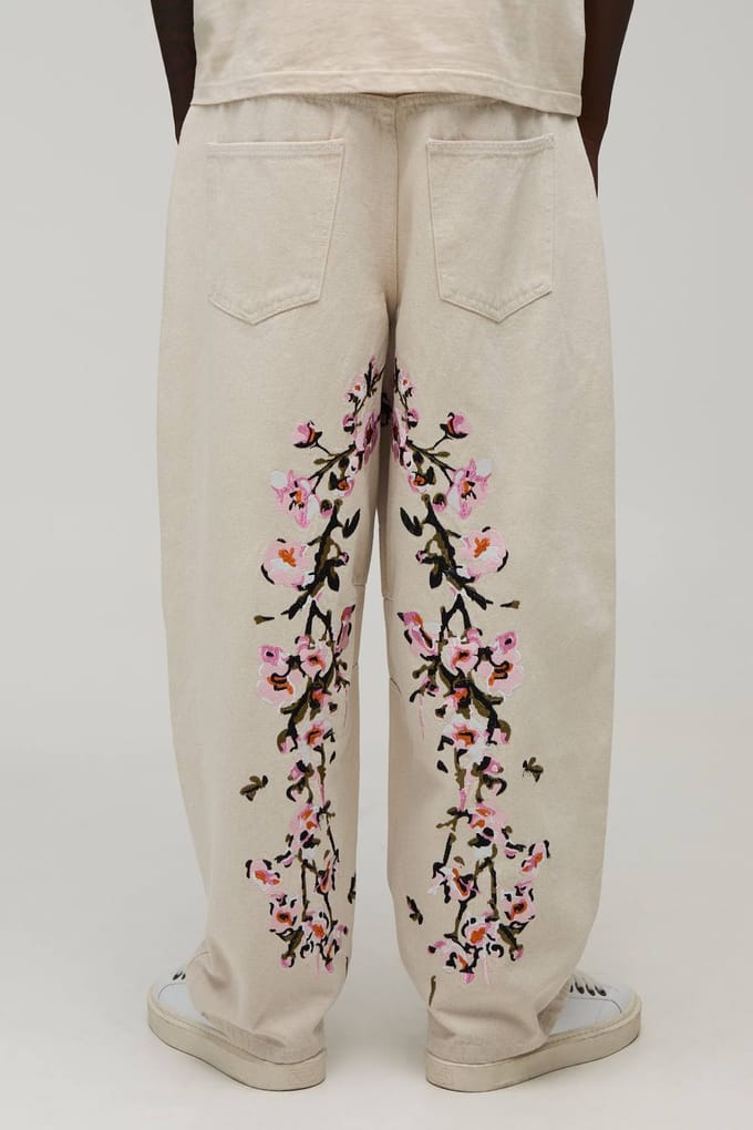 Jeans Met Ballonpasvorm En Geborduurd Bloemenpatroon | Ecru | Size 34R
