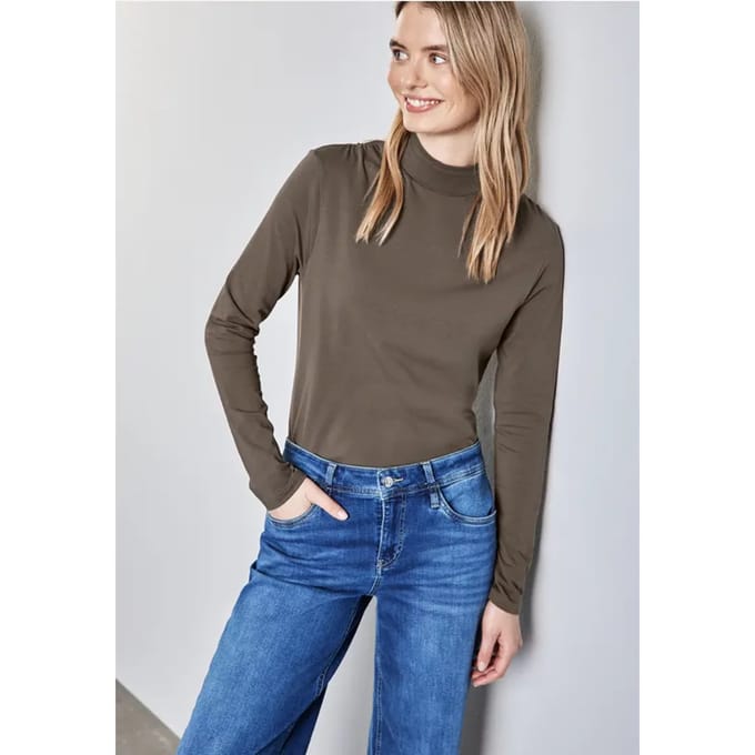 Shirt met gerimpelde schouder