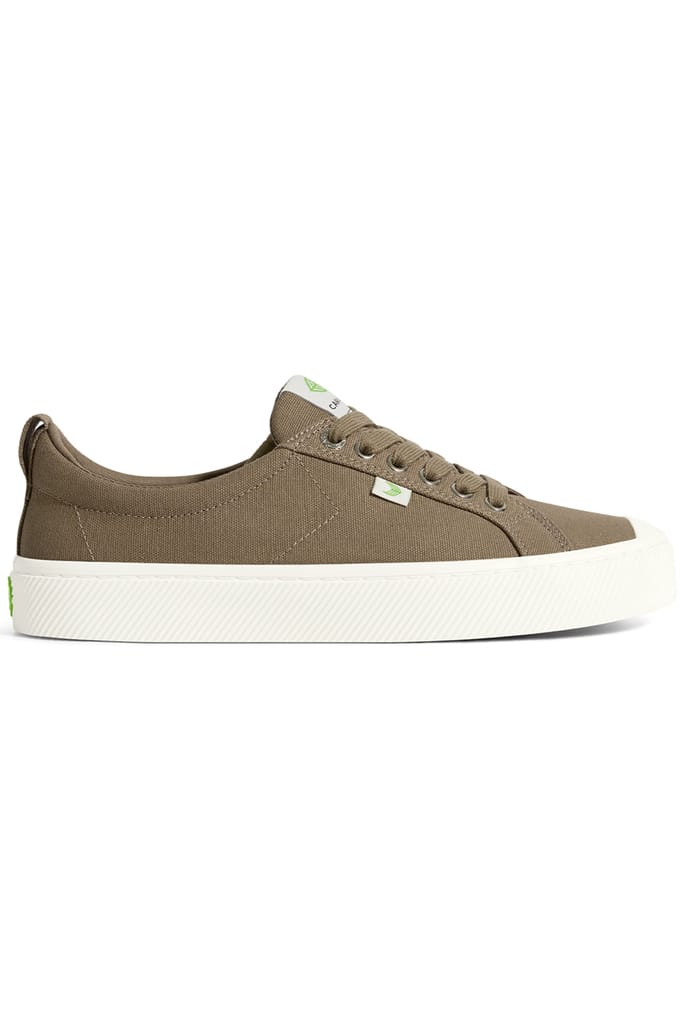 Cariuma Oca Canvas Burnt Sand Taglia: 43.5 | Sneakers Outlet | Unisex | Marrone