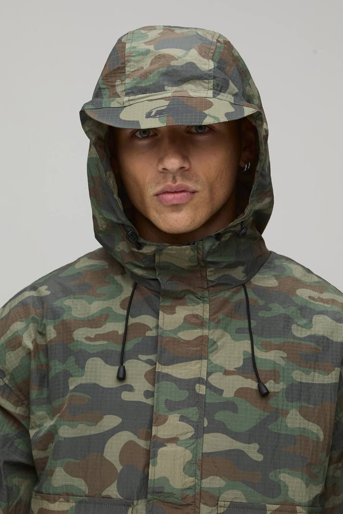 Oversized Boxy Camo Ripstop Sports Cagoule | Green | Size Medium