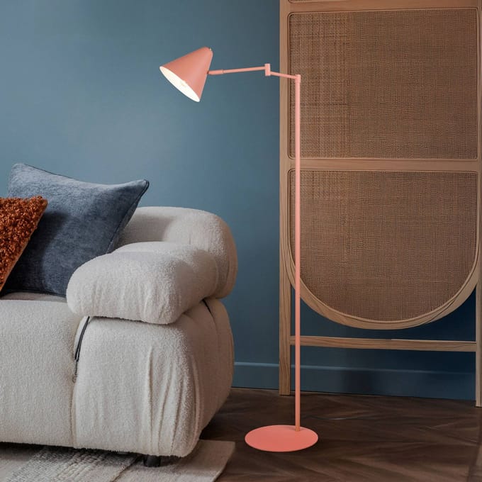 Trio Lighting Vloerlamp Cosima, abrikoos, hoogte 126 cm, metaal