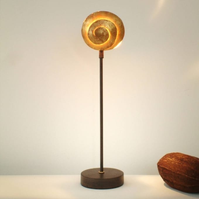 Holländer Mooie ijzeren tafellamp Schnecke Gold