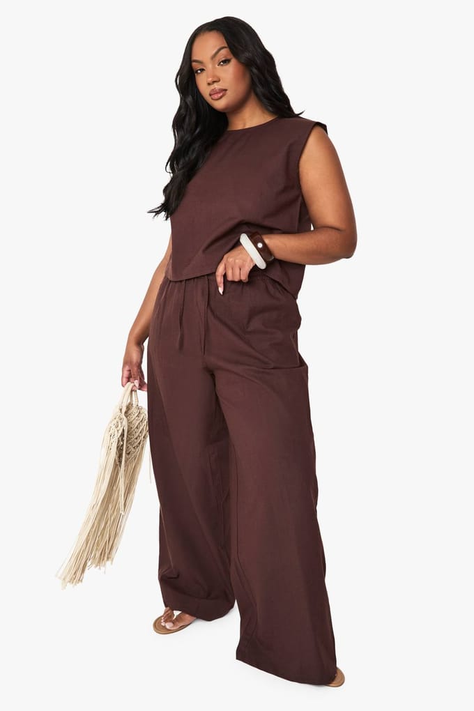boohoo Dames Plus Linnen Boxy Crop | Chocoladebruin | Maat: 44