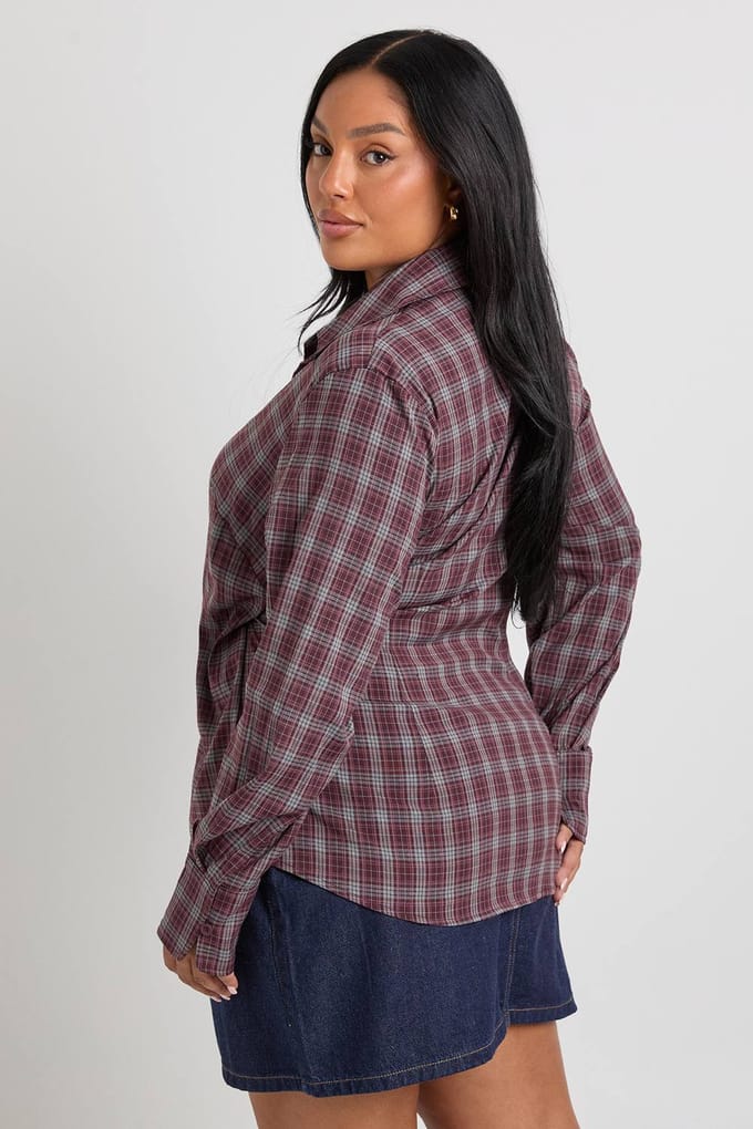 boohoo Dames Plus Check Wrap Shirt | Maroon | Maat: 20