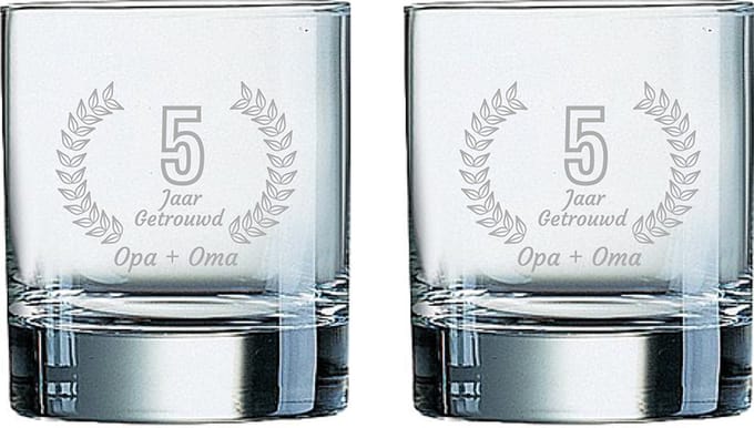 Gegraveerde set Whiskeyglazen 20cl Opa + Oma 5 jaar getrouwd