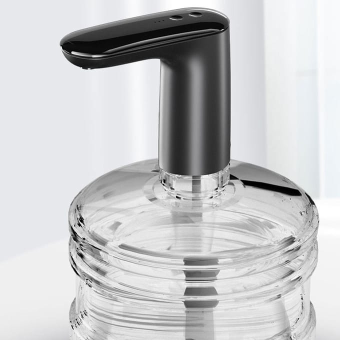 Waterflespomp Draagbare elektrische waterdispenser USB-opladen 2 werkmodi 5 gallon automatisch zwart