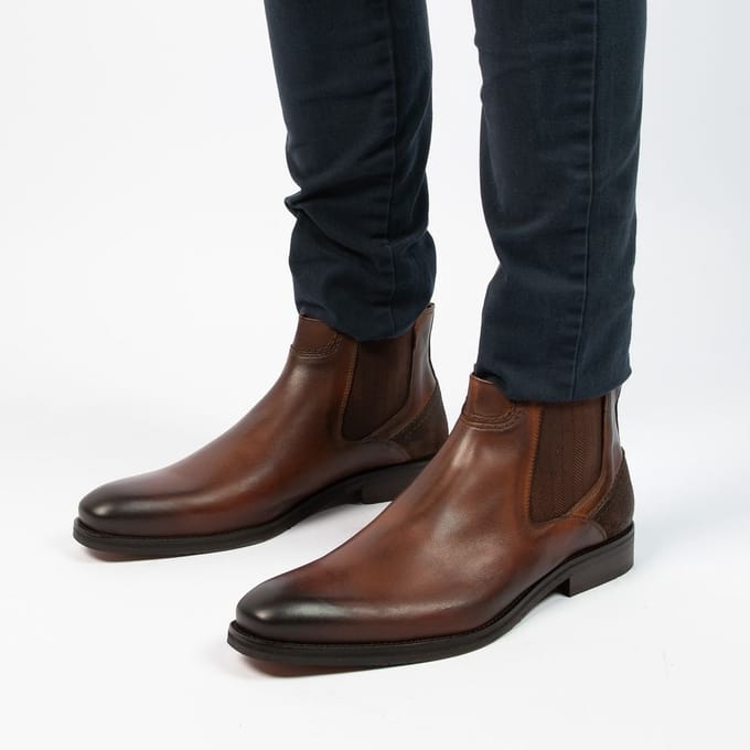Manfield - Heren - Donkerbruine leren chelsea boots - Maat 46