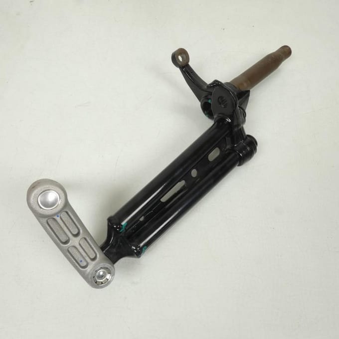 Fourche bras de direction droit pour scooter Piaggio 400 MP3 6504255 Neuf