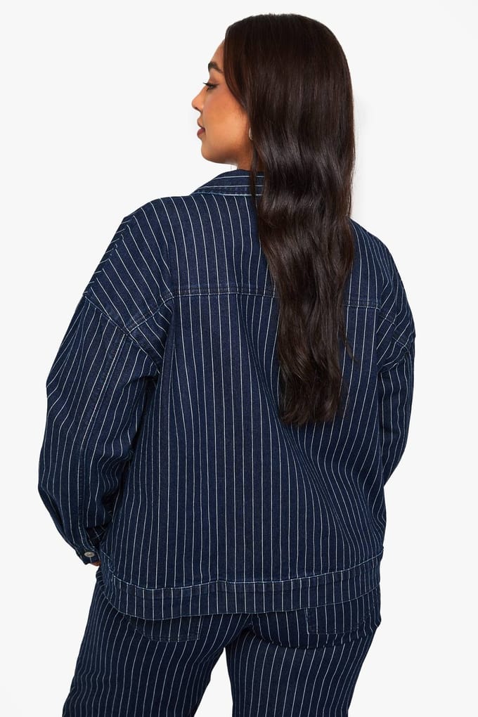 boohoo Dames Plus Stripe Denim Jas met kraag | Indigo | Maat: 50