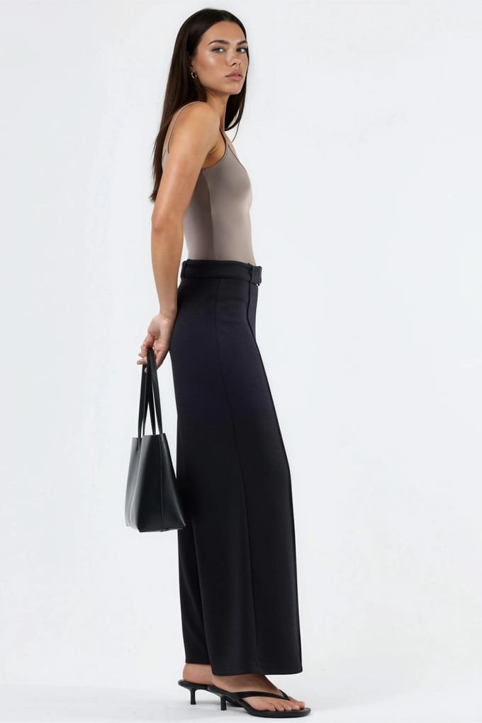 Hoge Taille Rechte Broek met Ceintuur