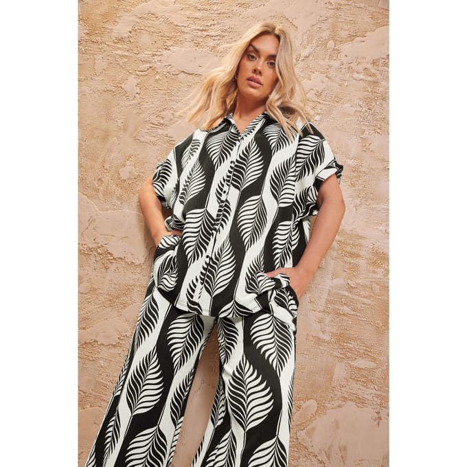 Yours Overhemd Met Bladerprint Met Textuur En Korte Mouwen In Zwart/Wit Size 58-60