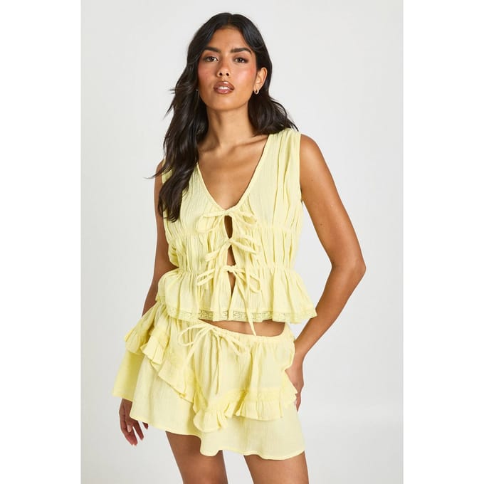 boohoo Dames Kaaslinnen Mini Rok Met Kanten Rand En Ruches | Citroen | Maat: 36
