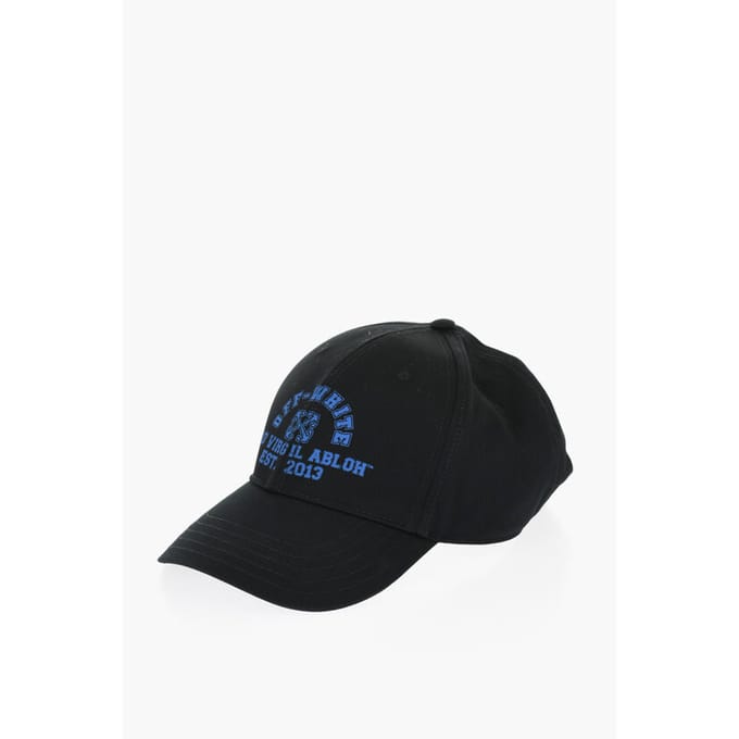 Effen pet met contrasterend logo in zwart