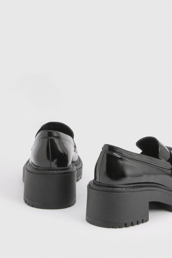 boohoo Dames Brede Pasvorm Chunky Kwast Loafer | Zwart | Maat: 37