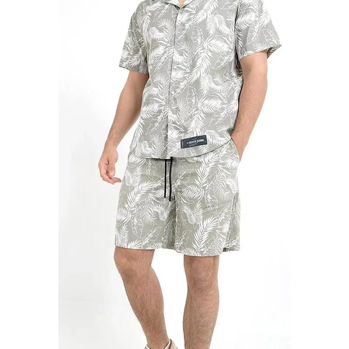 Short Sixth June tropical
