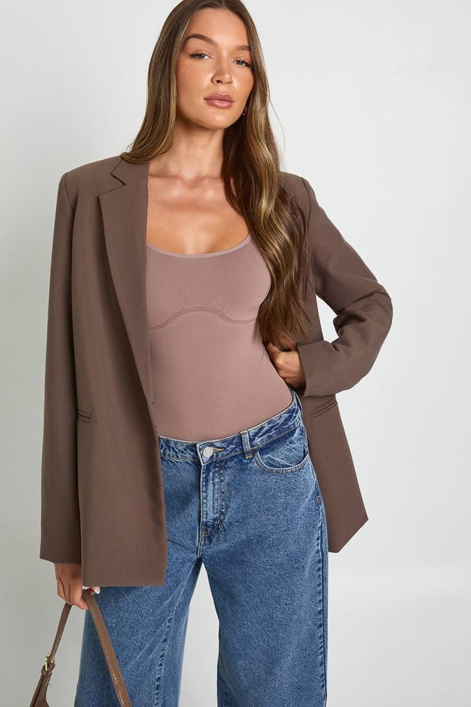 boohoo Dames Naadloos V-hals mouwloos bodysuit | Mocha | Maat: Small