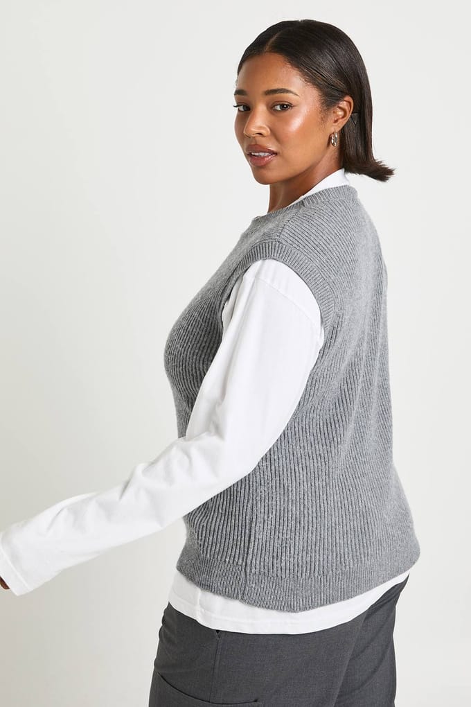 boohoo Dames Plus gebreid vest met ronde hals | Charcoal | Maat: 28