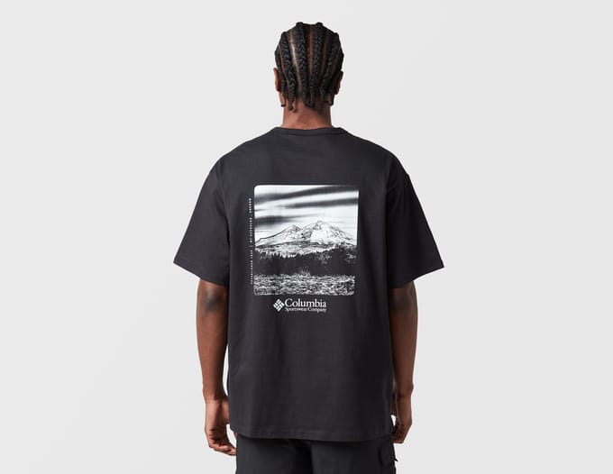 Columbia Zwaar Uitgevoerd T-Shirt Met Grafische Print Op De Achterkant, Comfortabele Pasvorm, Zwart