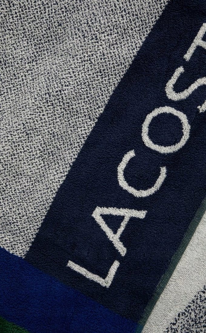 Lacoste - Badhanddoek - 90 x 160 cm - Logo
