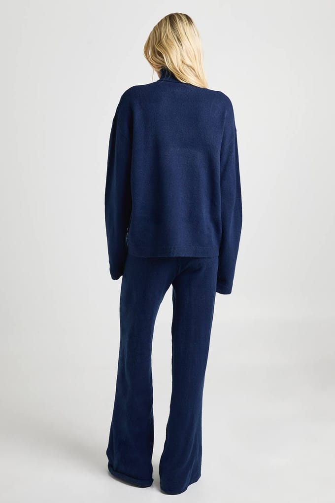 boohoo Dames Superzachte rollhals oversized trui en wijde pijp broek co-ord | Marineblauw | Maat: Medium