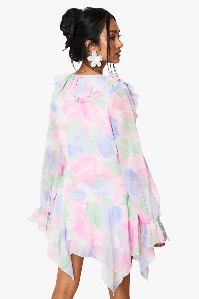 boohoo Dames Floral Chiffon Hanky Hem Mini Rok | Blush | Maat: 8