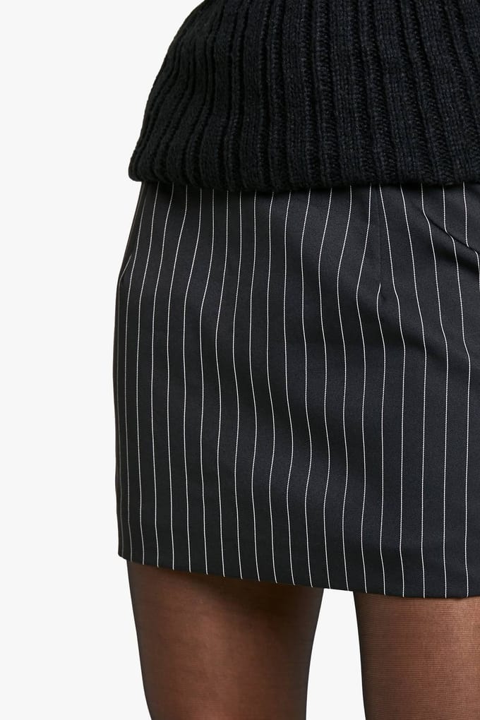 boohoo Dames Pinstripe Micro Mini Rok | Zwart | Maat: 42