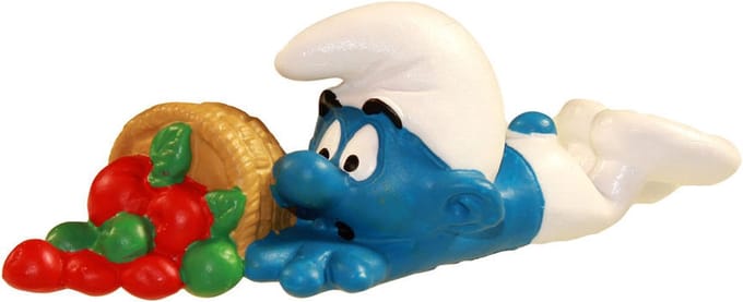 Schleich en De smurfen - Klungelsmurf valt met fruit - +/- 8 cm.