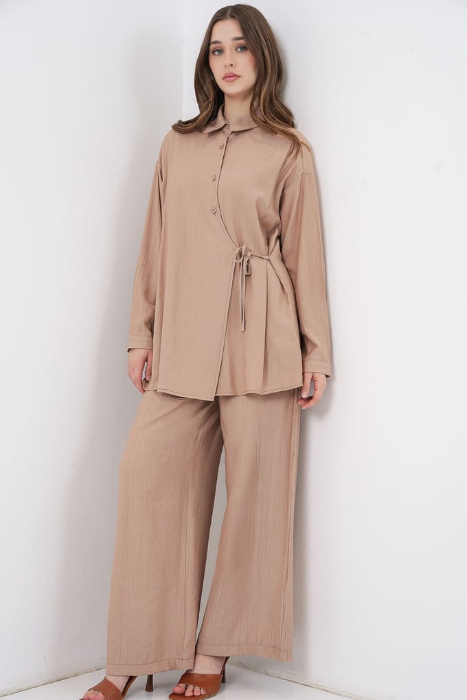 Tunic-pantalonset met strikdetail en kraag