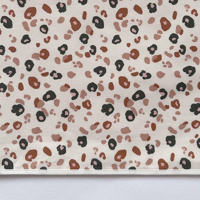 BINK Bedding Wieglaken Leopard 75x100 - leopardprint - luipaard - panter - wilde dieren - dessin - beige - ecru - naturel
