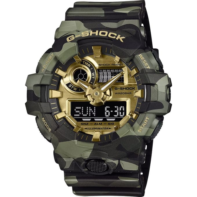 G-Shock Classic Style GA-700CMG-3AER GA-700 Bold Camo Horloge