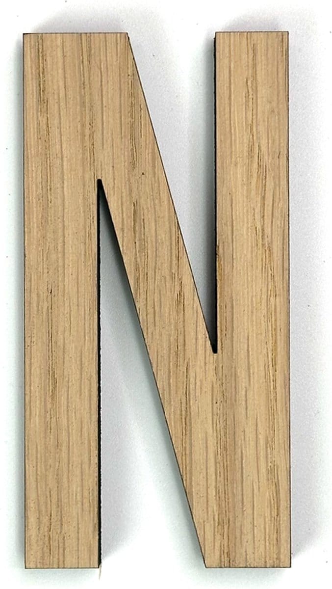 Houten letter N - 37 cm hoog