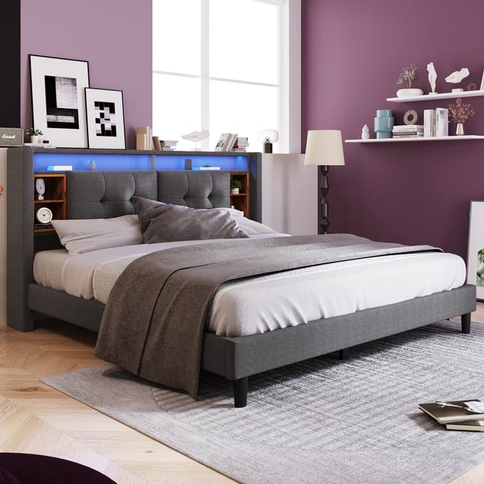 REDOM Bedframe 140x200 cm – Linnen grijs – Met opberghoofdeinde, USB, stopcontacten & LED – Modern