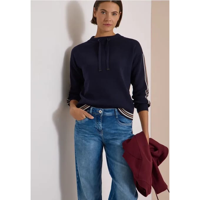 Trui met col en college-details