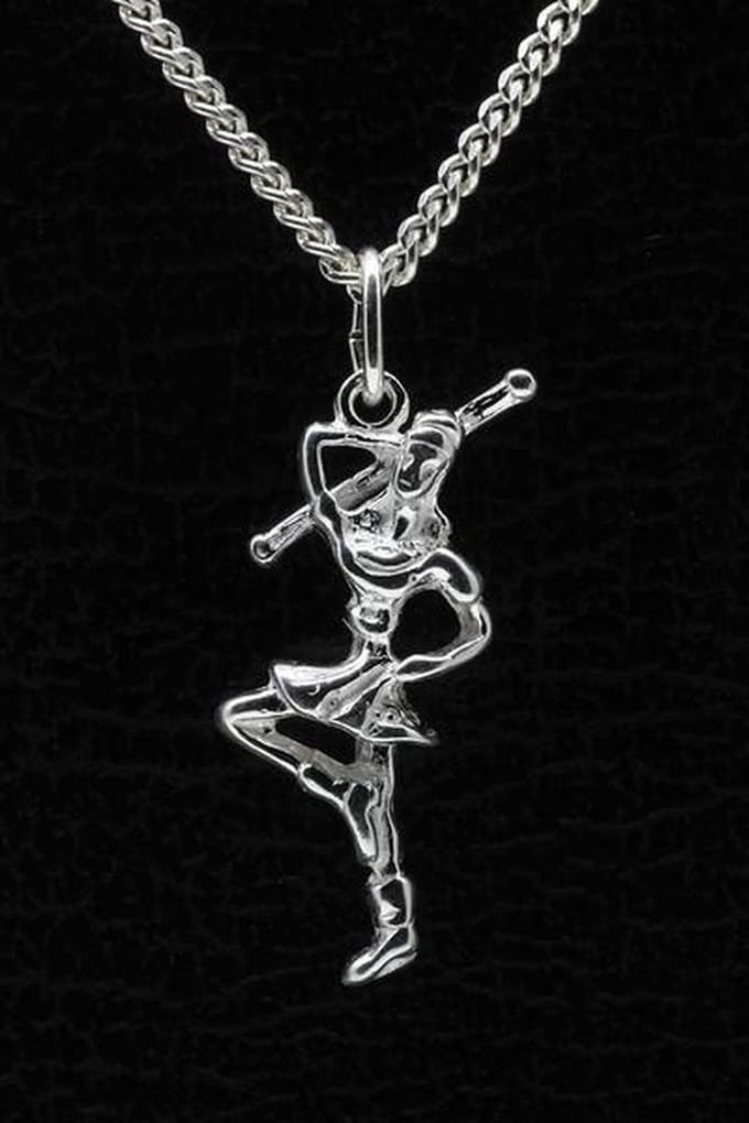 Zilveren Majorette meisje ketting hanger