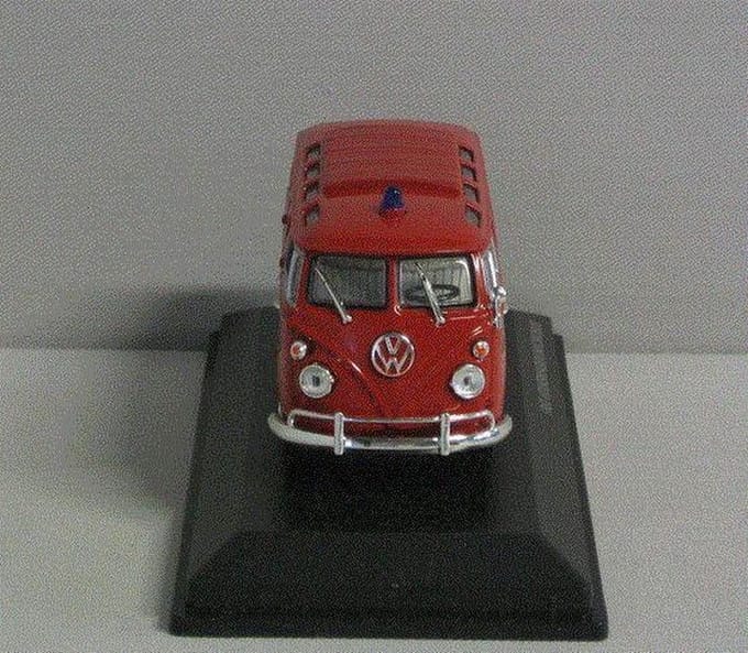 Volkswagen Microbus 1962 Feuerwehr - 1:43 - Road Signature