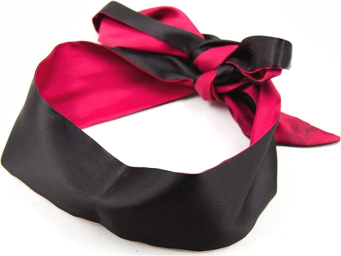 Luxe Satijnen Oogmasker voor een Verbeterde Slaap en Ontspanning - Rood