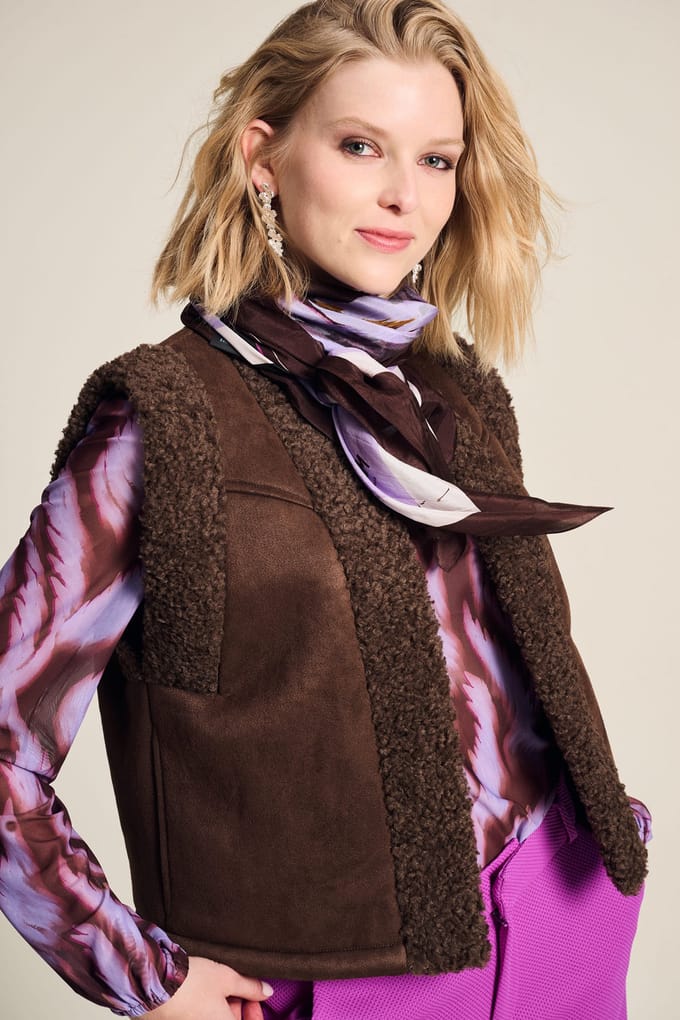 POM Amsterdam Gilet - Lammy Brown Maat: 42 | Gilets Outlet | Dames | Bruin