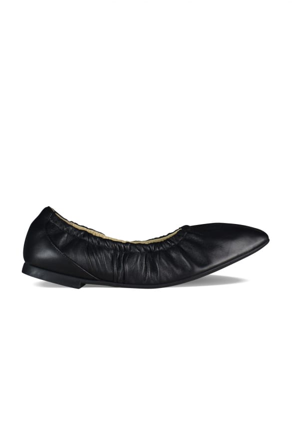 Jimmy Choo Ballerina's Marielle Zwart