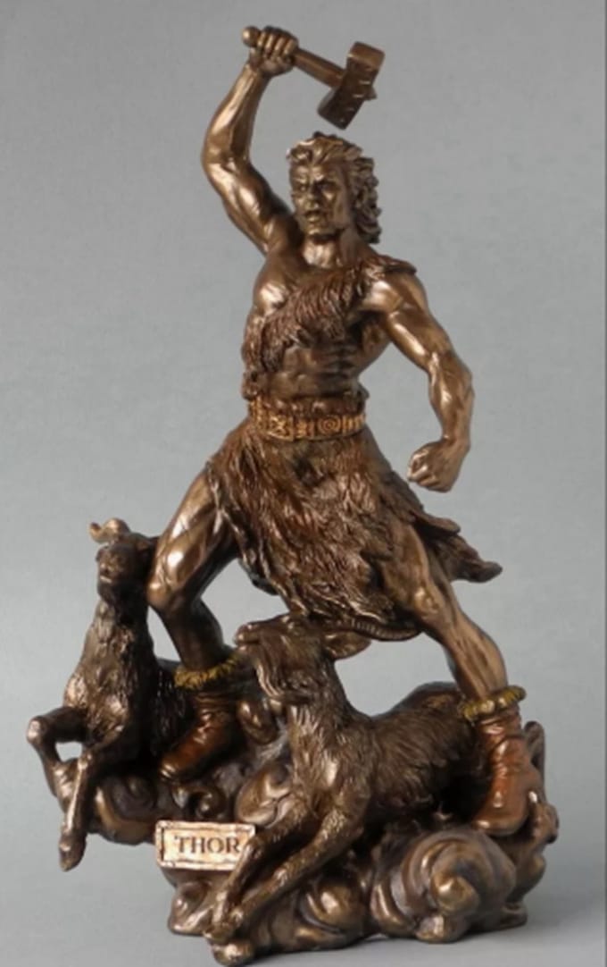 Thor - Bronzen Kunstcollectie - decoratief beeldje - 30 cm