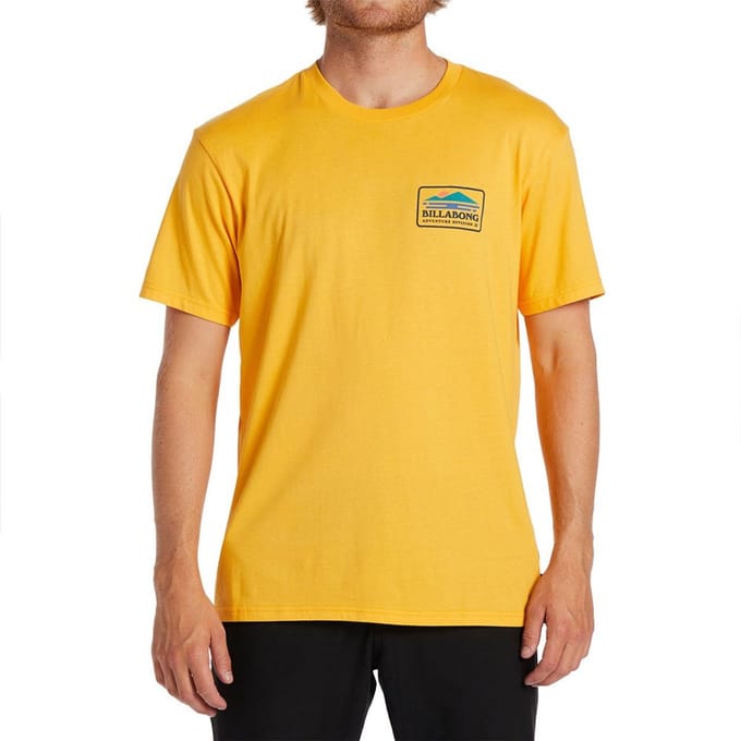 Billabong Range T-shirt Met Korte Mouwen Geel M Man