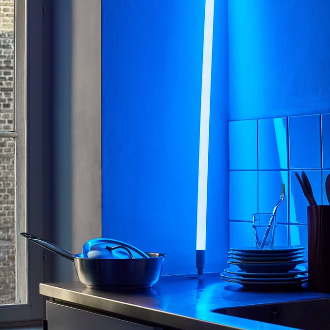 HAY LED-buislamp Neon Tube, blauw, PVC, lengte 1,5 m, stekker