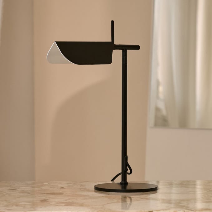 Tavellio Marcello Tafellamp – H45 – Draaibaar – Zwart