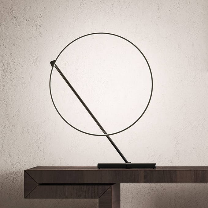 kdln LED tafellamp Poise, zwart, hoogte 109 cm, dimbaar